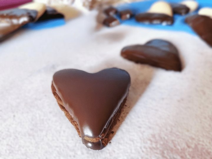biscotti al cioccolato fondente